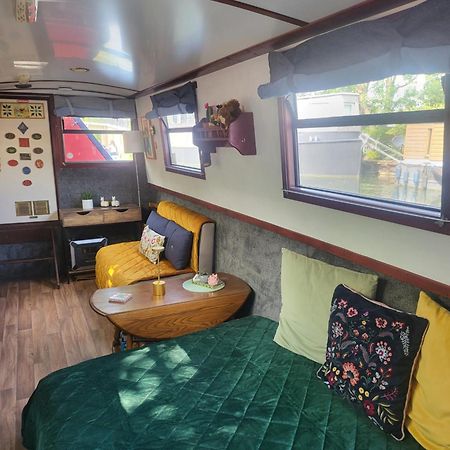Hotel Comfy Canal Boat In Little Venice For Family & Friends Londres Exterior foto