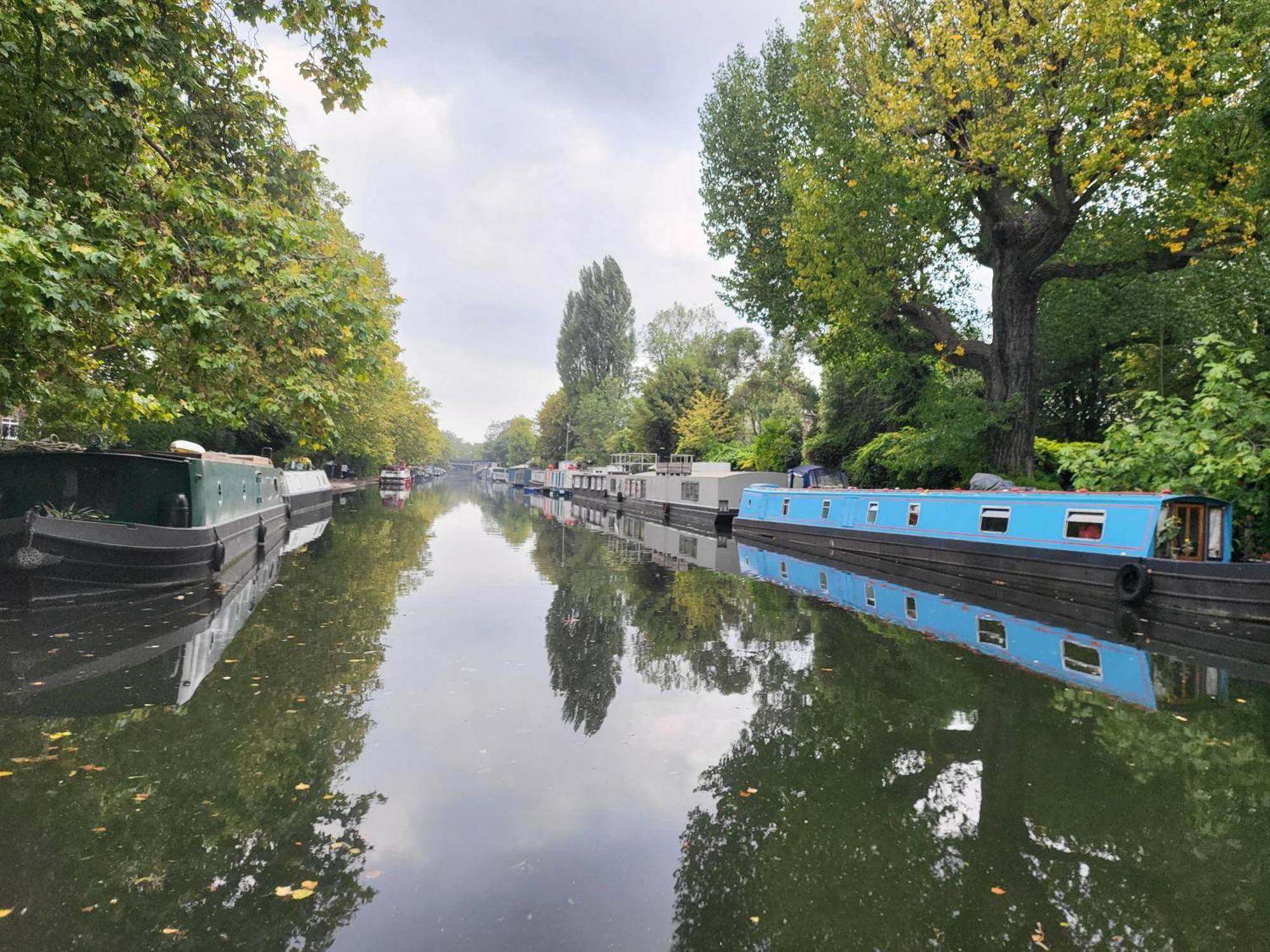 Hotel Comfy Canal Boat In Little Venice For Family & Friends Londres Exterior foto